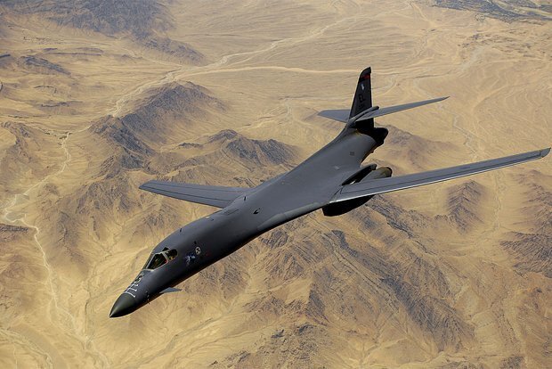 Máy bay ném bom B-1B Lancer. Ảnh: Defense News