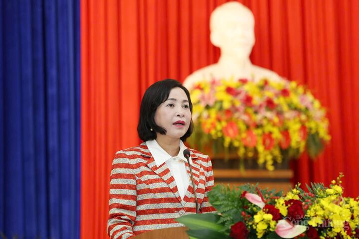 Phó Chủ tịch Quốc hội Nguyễn Thị Thanh phát biểu tri ân các gia đình chính sách nhân dịp kỷ niệm 78 năm Ngày Thương binh - Liệt sĩ