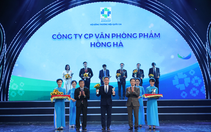 Công ty cổ phần Văn phòng phẩm Hồng Hà vinh dự 7 lần đạt chứng nhận Thương hiệu Quốc gia Việt Nam