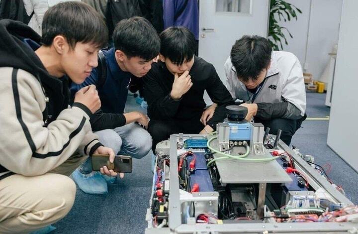 Chính thức bỏ quy định đạt 8 điểm Toán mới được học vi mạch bán dẫn. Ảnh minh họa