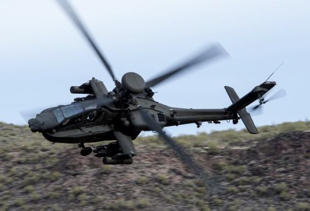 Trực thăng tấn công AH-64E Apache. Ảnh: Topwar