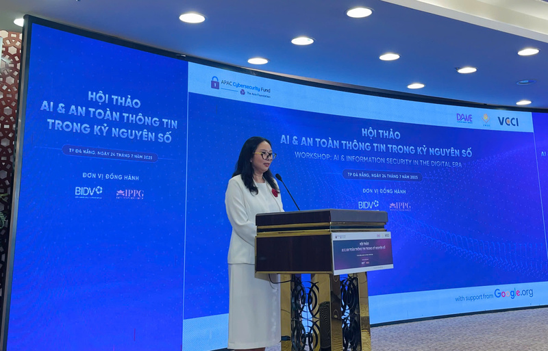 Bà Mai Thị Diệu Huyền - Phó Chủ tịch Phụ trách Hội đồng Doanh nhân nữ Việt Nam (VCCI) phát biểu tại sự kiện. Ảnh: Lan Anh