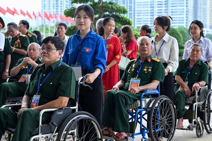 Chùm ảnh: Tổng Bí thư Tô Lâm gặp mặt người có công, nhân chứng lịch sử - 6