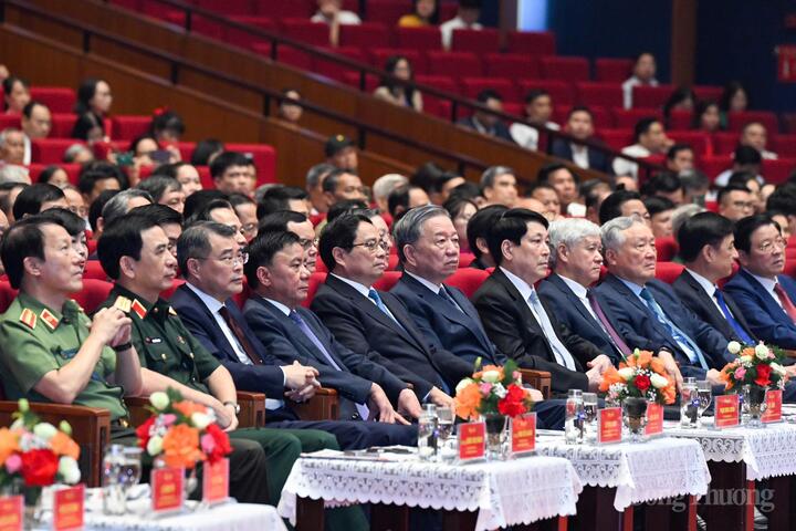 Chùm ảnh: Tổng Bí thư Tô Lâm gặp mặt người có công, nhân chứng lịch sử - 3