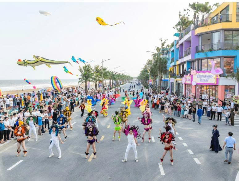 Flamingo Ibiza Hải Tiến, một biểu tượng mới của du lịch giải trí biển khu vực phía Bắc