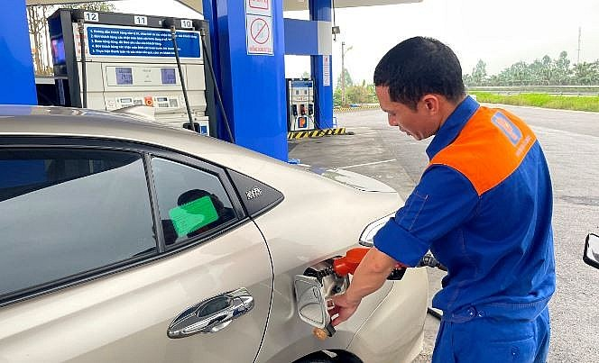 Giá xăng dầu trong nước hôm nay ngày 27/7/2025. Ảnh minh hoạ