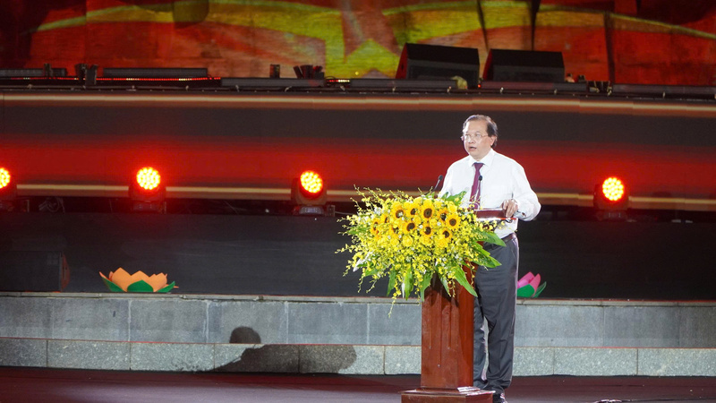 Ông Tạ Quang Đông, Thứ trưởng Bộ Văn hóa, Thể thao và Du lịch phát biểu tại chương trình. Ảnh: Vũ Lê