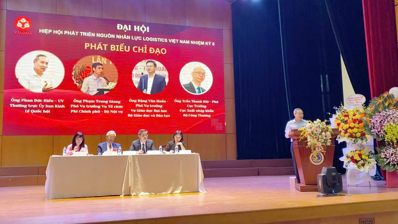 Ông Phan Đức Hiếu, Ủy viên Thường trực Ủy ban Kinh tế Quốc hội phát biểu