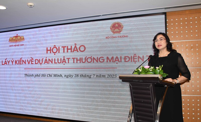 Thứ trưởng Bộ Công Thương Phan Thị Thắng. Ảnh: Minh Khuê.