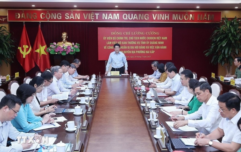 Chủ tịch nước Lương Cường phát biểu chỉ đạo tại buổi làm việc với Ban Thường vụ Tỉnh ủy Quảng Ninh. Ảnh: Lâm Khánh/TTXVN