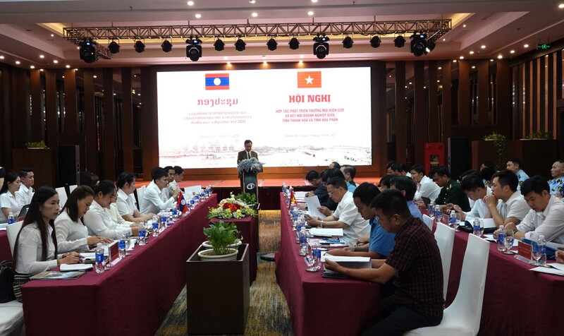 Tại hội nghị, 2 bên đã cùng nhau thảo luận, đưa ra giải pháp để tháo gỡ những rào cản, thúc đẩy hợp tác, phát triển thương mại biên giới giữa 2 tỉnh