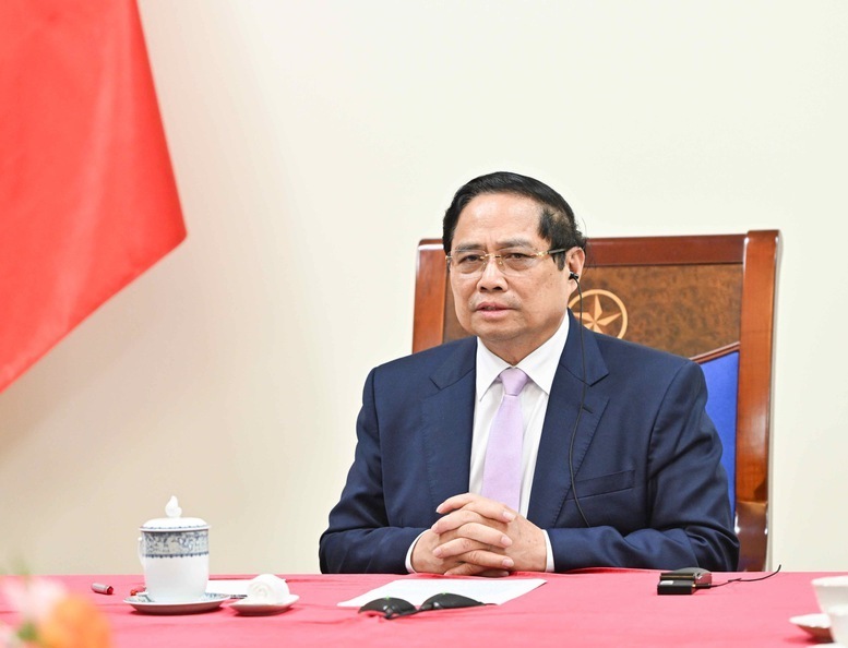 Thủ tướng Phạm Minh Chính điện đàm với Thủ tướng Malaysia Anwar Ibrahim - Ảnh: VGP/Nhật Bắc