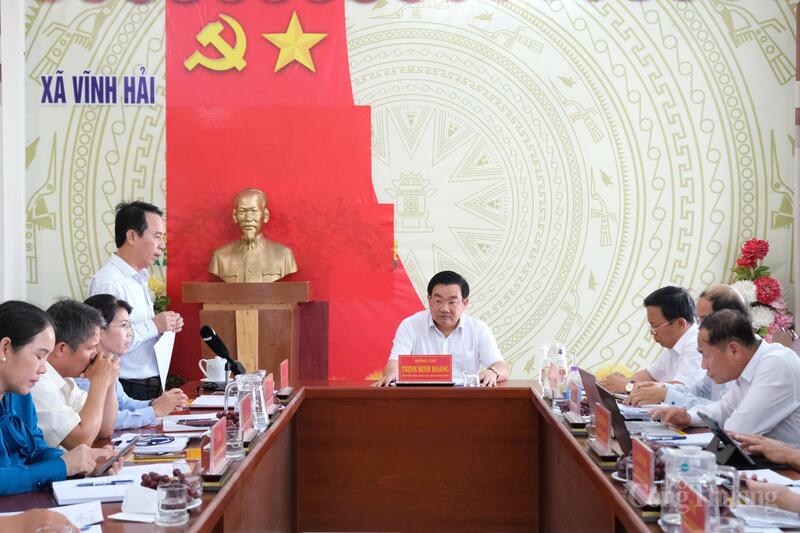 Quang cảnh buổi làm việc. Ảnh: Lê Sơn