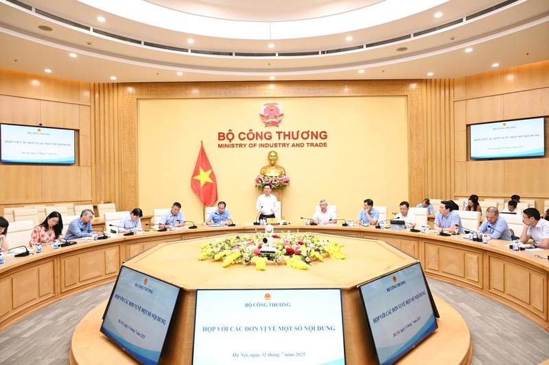 Toàn cảnh cuộc họp. Ảnh: Cấn Dũng