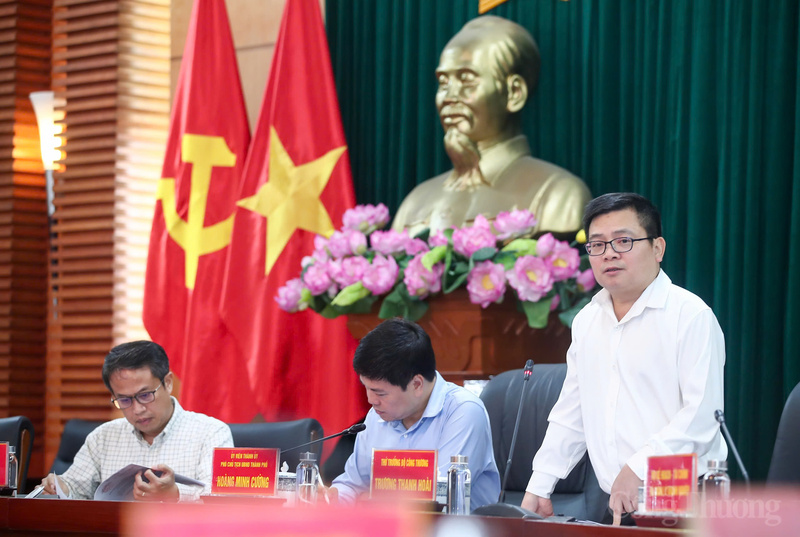 Thứ trưởng Bộ Công Thương Trương Thanh Hoài phát biểu kết luận buổi làm việc.