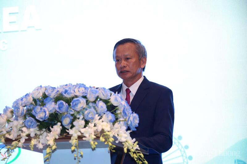 Ông Đoàn Ngọc Hùng Anh, Phó Chủ tịch HĐND thành phố Đà Nẵng phát biểu tại Hội nghị “Gặp gỡ Hàn Quốc tại Đà Nẵng: Cơ hội tăng cường hợp tác giữa Đà Nẵng và các đối tác Hàn Quốc”