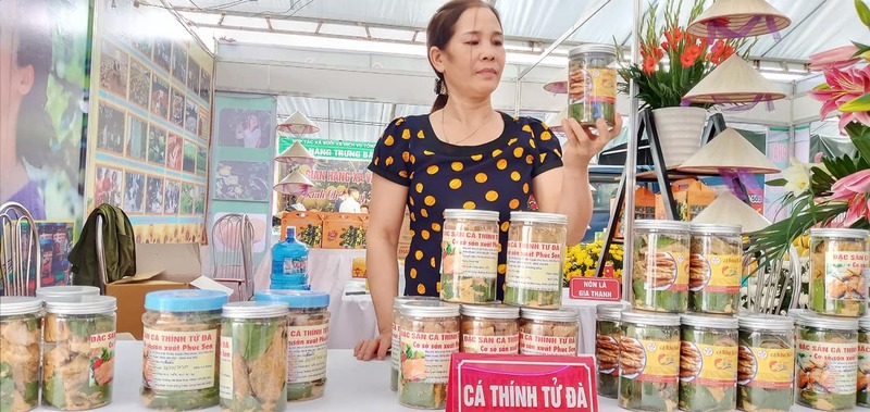 Sản phẩm cá thính Tử Đà hiện được nhiều người tiêu dùng ưa chuộng. Ảnh: Phúc Sen