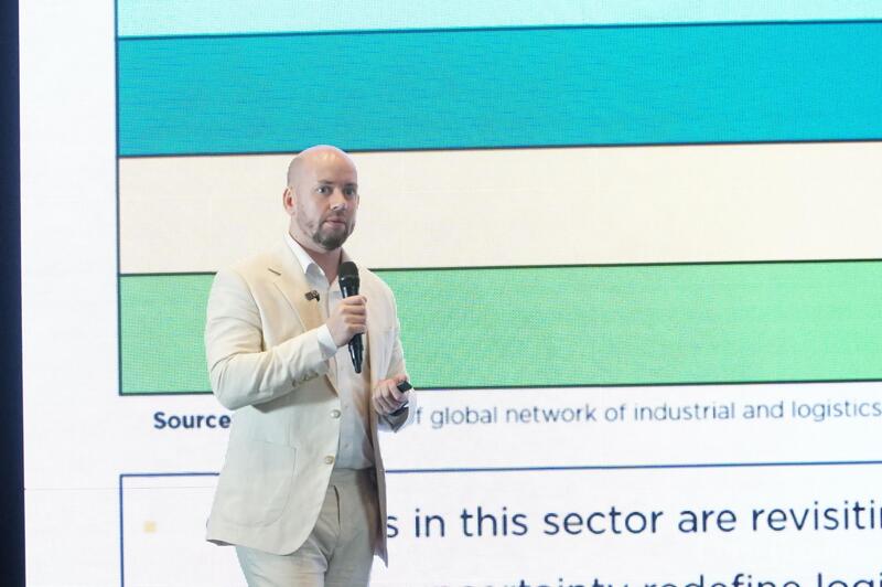 Ông Thomas Rooney, Phó Tổng giám đốc, Dịch vụ Tư vấn Công nghiệp, Savills Hà Nội tại buổi họp báo công bố thông tin thị trường bất động sản Đà Nẵng hồi tháng 7/2025