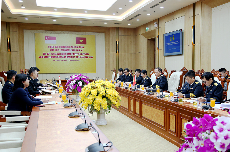 Phiên họp nhóm công tác Hải quân Việt Nam - Singapore lần thứ 10. Ảnh: HQ