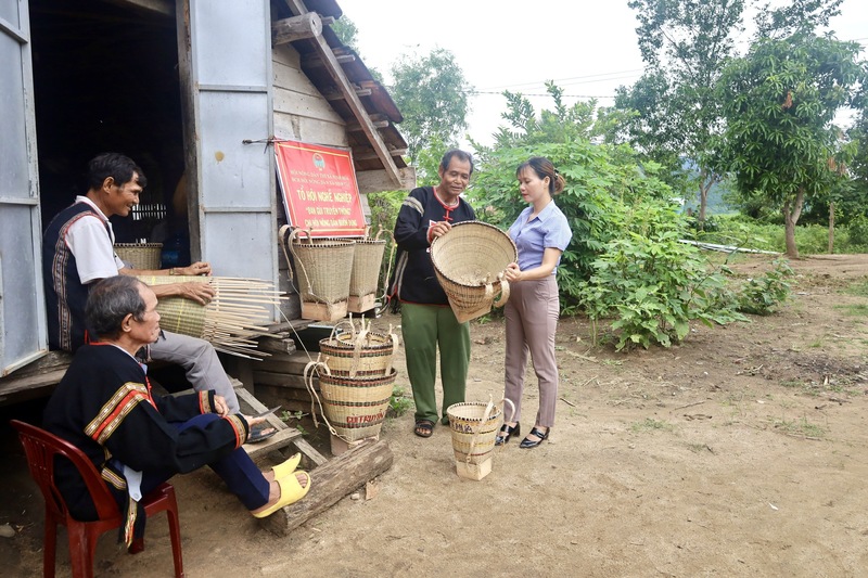 Khánh Hoà giảm nhanh số hộ nghèo vùng dân tộc (Ảnh: Hoài Thu)