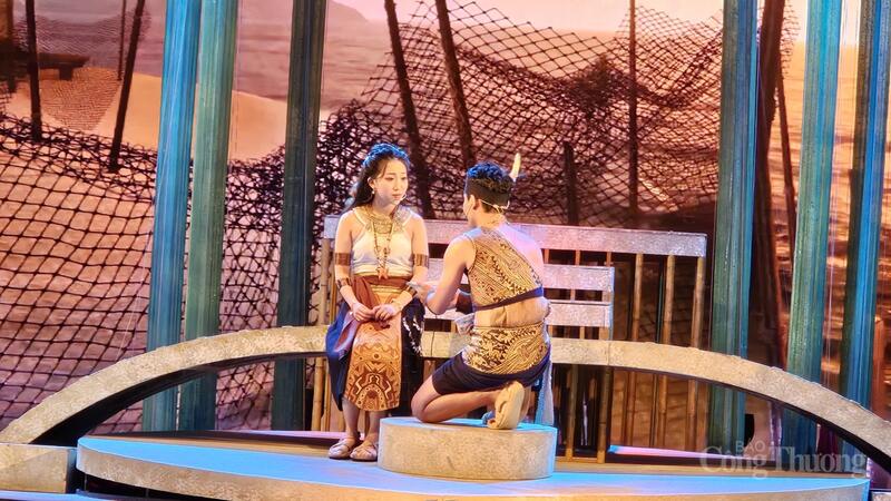 Cuộc tình của Kim và Giao cũng hòa trong công cuộc chống giặc Ân