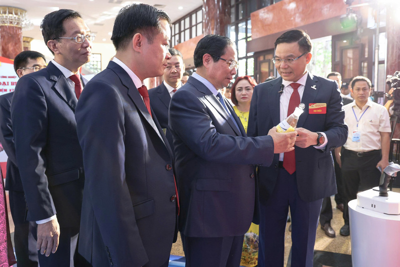 Lãnh đạo Petrovietnam báo cáo với Thủ tướng Chính phủ những dấu ấn nổi bật của nhiệm kỳ giai đoạn 2020 - 2025 vừa qua