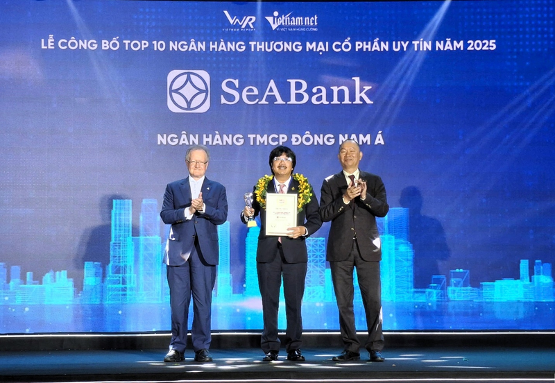SeABank được vinh danh là sự ghi nhận những nỗ lực của Ngân hàng trong việc nâng cao chất lượng dịch vụ và khẳng định uy tín trên thị trường.