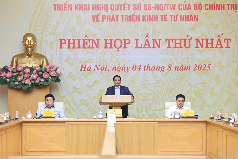 Thủ tướng yêu cầu kiên định mục tiêu đã đề ra trong các Nghị quyết của Bộ Chính trị, Quốc hội, Chính phủ. Ảnh: VGP/Nhật Bắc