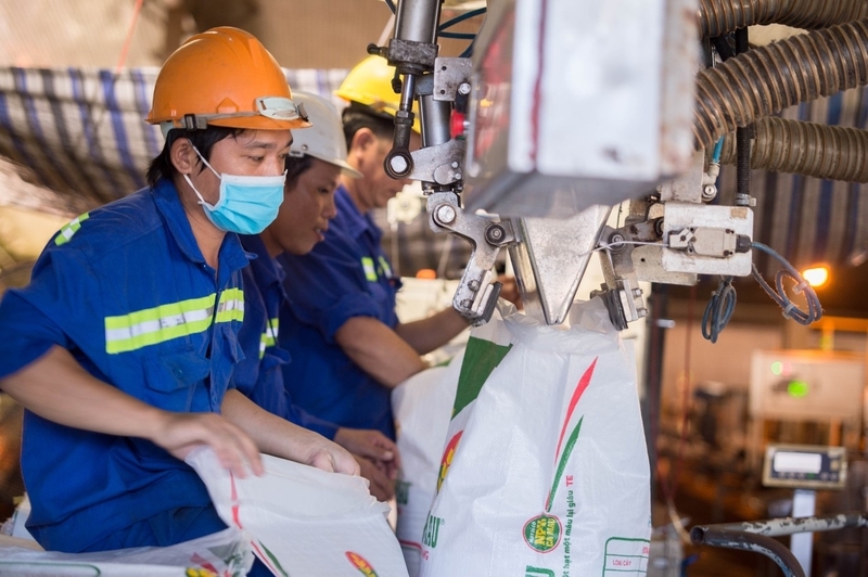 Phân bón - một trong những mặt hàng Việt Nam xuất khẩu nhiều nhất sang Lào trong nửa đầu năm 2025. Ảnh: Hải Thương