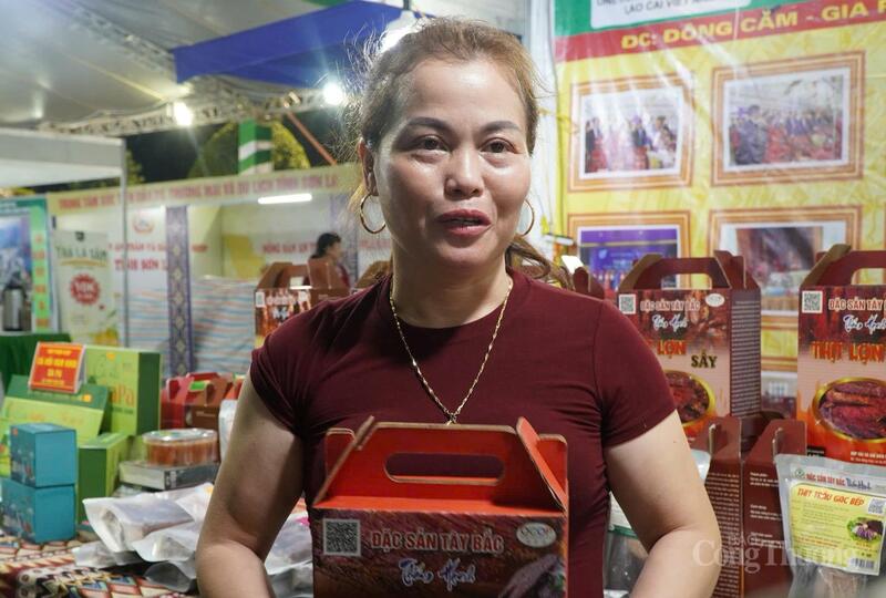 Chị Vũ Thị Thắm, Giám đốc Hợp tác xã chế biến thực phẩm của tỉnh Lào Cai