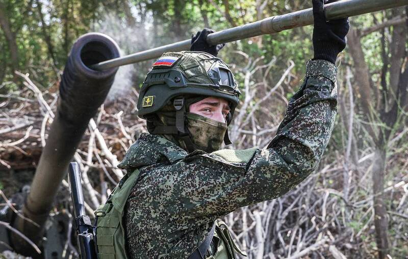 Binh sĩ Nga trên chiến trường. Ảnh: TASS