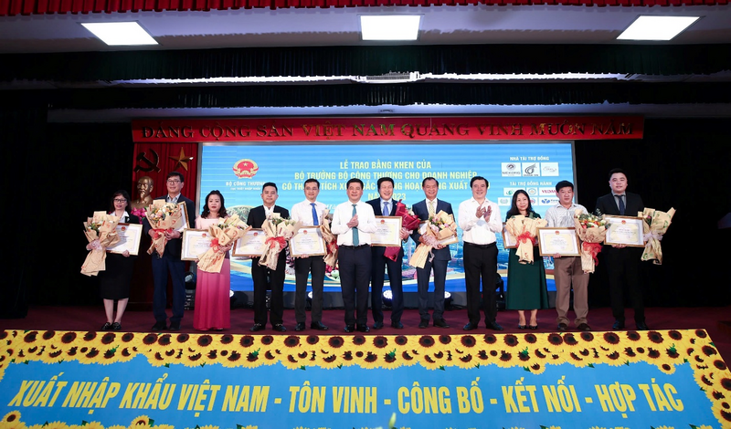 Các doanh nghiệp tiêu biểu được vinh danh tại buổi lễ