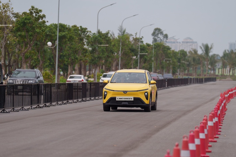 Limo Green tham gia hành trình chuyển đổi xanh của ngành vận tải - 2