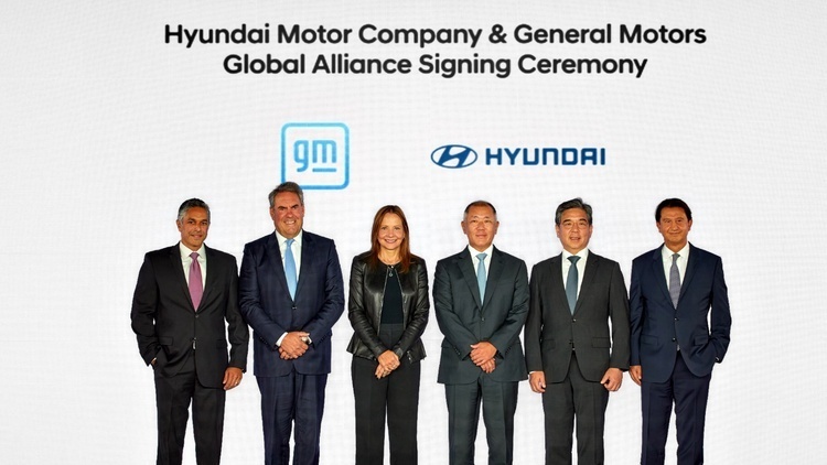 General Motors (GM) và Hyundai Motor đã công bố kế hoạch hợp tác phát triển. Ảnh: Carscoops