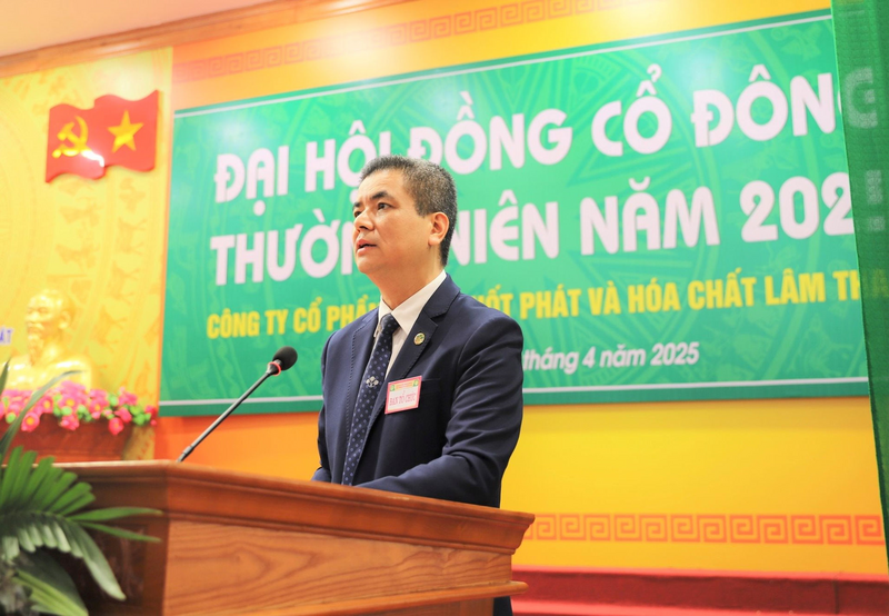 Ông Phạm Thanh Tùng - Bí thư Đảng ủy, Tổng Giám đốc Công ty nhấn mạnh: Năm 2025, Công ty tiếp tục tăng cường nghiên cứu và phát triển các dòng sản phẩm phân bón hữu cơ, có nguồn gốc tự nhiên; đẩy mạnh cải tiến công nghệ sản xuất để nâng cao chất lượng sản phẩm, đáp ứng nhu cầu của thị trường trong nước và quốc tế