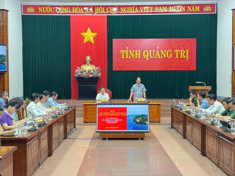 Buổi làm việc giữa UBND tỉnh Quảng Trị và đặc khu Cồn Cỏ (Ảnh: Đặc khu Cồn Cỏ)