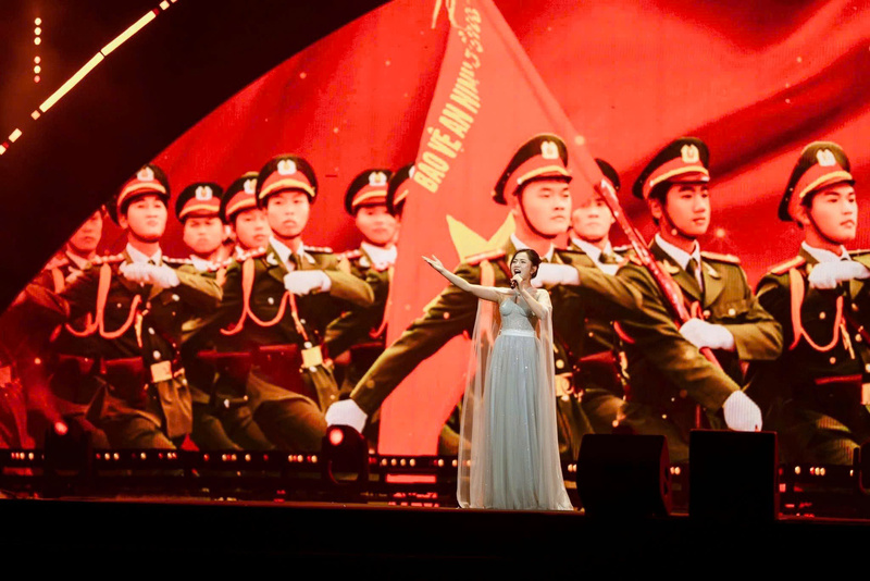 Ca sĩ Nguyễn Duyên Quỳnh mang ca khúc “Nguyện thề vì bình yên” như lời tôn vinh lực lượng Công an nhân dân nhân ngày truyền thống 19/8