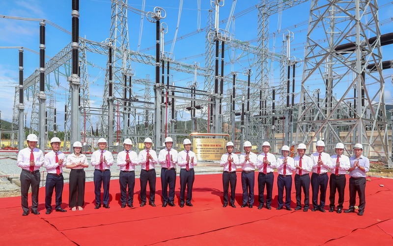 TBA 500kV được khánh thành đã góp phần nâng cao năng lực truyền tải của hệ thống điện Quốc gia. Ảnh: EVNNPT