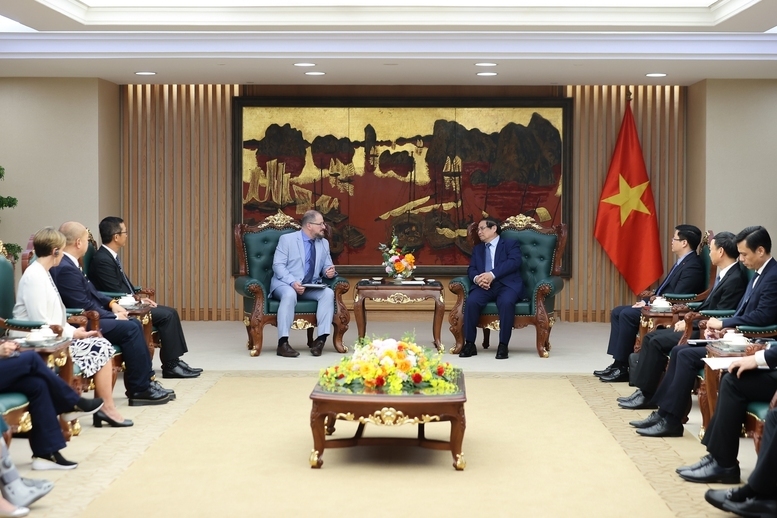 Thủ tướng đề nghị tập đoàn tiếp tục mở rộng đầu tư theo chiều sâu tại Việt Nam - Ảnh: VGP/Nhật Bắc