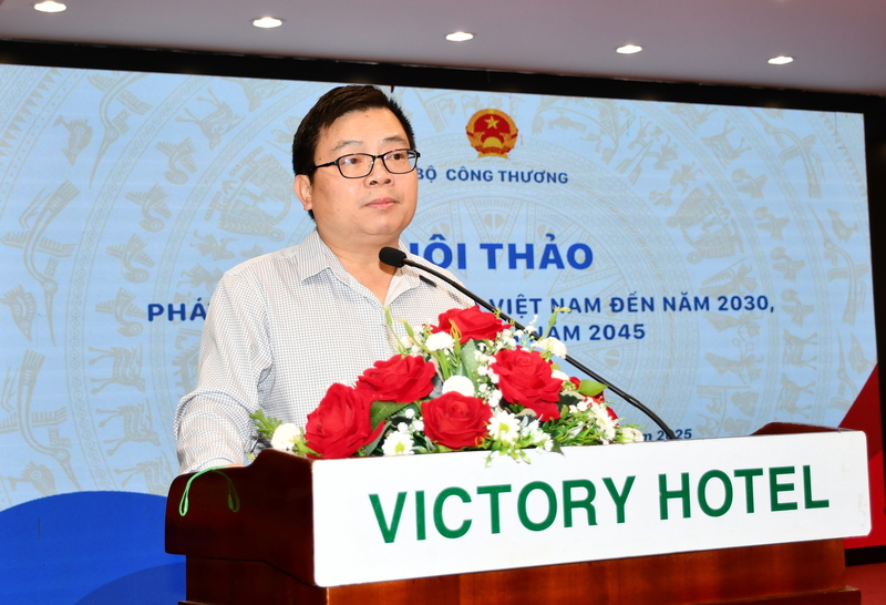 Thứ trưởng Bộ Công Thương Trương Thanh Hoài phát biểu bế mạc hội thảo