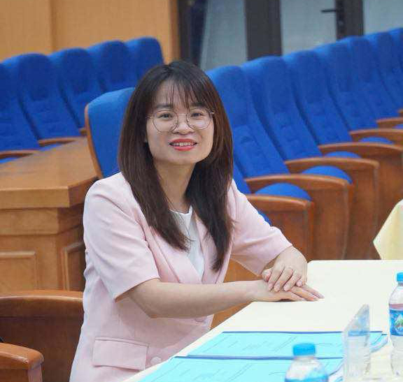 TS. Nguyễn Thị Thu Hường, Phó Trưởng Bộ môn, phụ trách Bộ môn Logistics, Trường Đại học Công nghệ Giao thông Vận tải. Ảnh: NVCC
