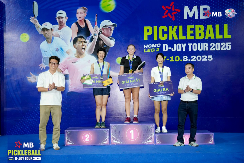 Nội dung đơn nữ Pro (huy chương vàng: Nicola Schoeman, huy chương bạc: Sheina Shima, huy chương đồng: Mihea Kwon)