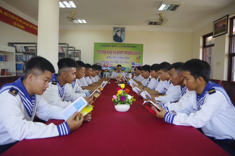 Ngày 21/4 hàng năm đã trở nên ý nghĩa, thiết thực với mỗi cán bộ, chiến sĩ Vùng 2 Hải quân. Ảnh: HQ