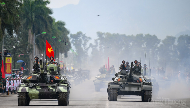 Ông Nguyễn Trọng Nghĩa biểu dương các lực lượng trực tiếp tham gia buổi tổng hợp luyện lần thứ 3. Buổi tổng hợp luyện là kết quả của quá trình tập luyện, nỗ lực của các lực lượng từ chiến sĩ, sĩ quan của quân đội, công an nhân dân cho đến tất cả các lực lượng từ lãnh đạo, chỉ huy, công tác bảo đảm, hậu cần, kỹ thuật, quân y và công tác thông tin tuyên truyền.
