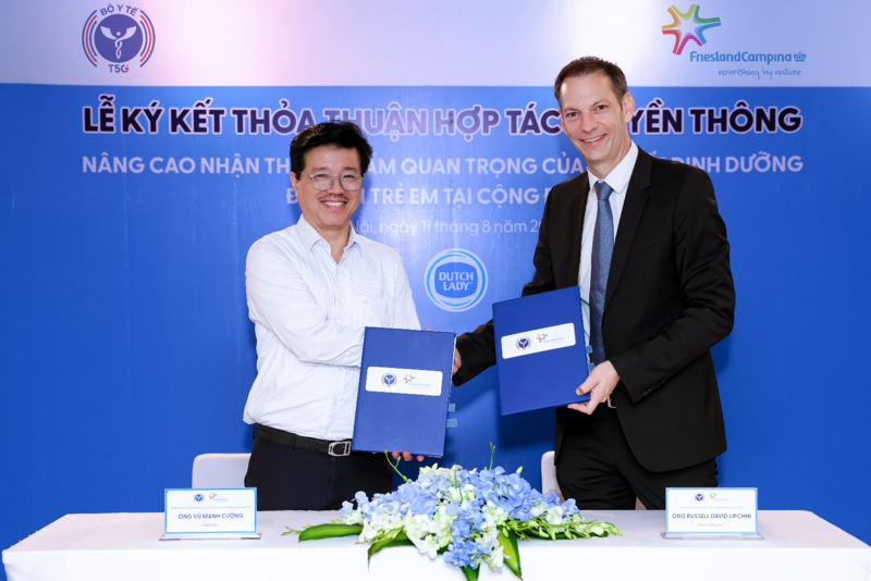 Trung tâm Truyền thông – Giáo dục Sức khỏe Trung ương, Bộ Y tế và công ty FrieslandCampina Việt Nam – nhãn hàng sữa Dutch Lady ký kết hợp tác nâng cao nhận thức về tầm quan trọng của vi chất dinh dưỡng cho trẻ em