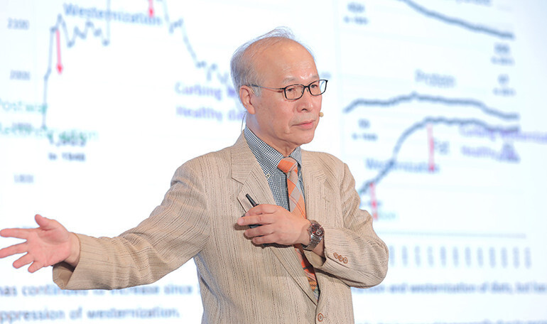 GS. Nakamura Teiji, Chủ tịch Hiệp hội Dinh dưỡng Nhật Bản
