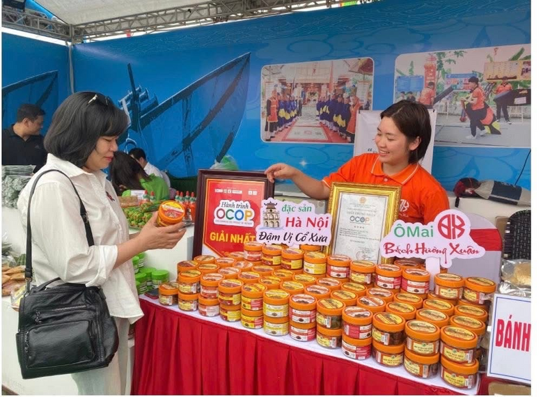 Năm 2024, Bách Hương Xuân trở thành sản phẩm ô mai duy nhất của Hà Nội đạt OCOP 4 sao. Ảnh: N.L