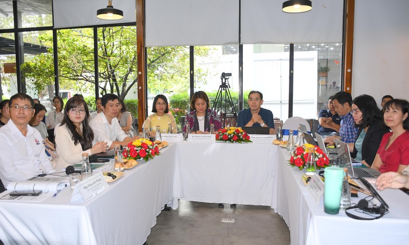 Đại biểu tham dự tọa đàm. Ảnh: Minh Khuê.