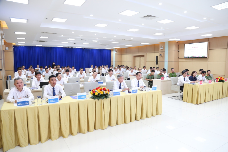 Các đại biểu tham dự chương trình Ngày hội toàn dân bảo vệ an ninh Tổ quốc EVNCPC năm 2025. Ảnh: Xuân Thái