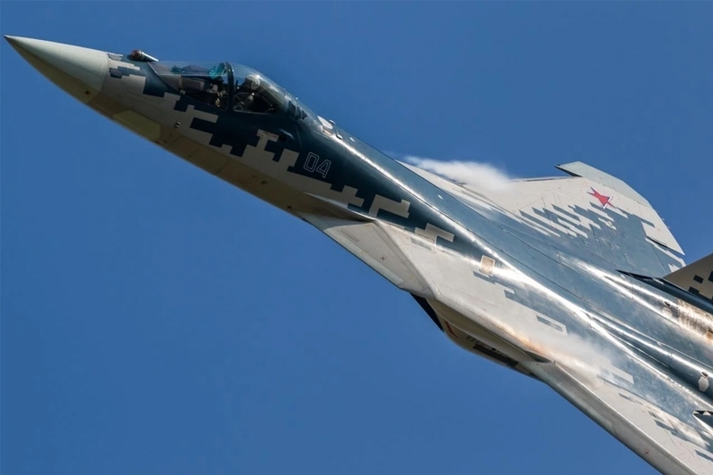 Máy bay chiến đấu Su-57. Ảnh: Lenta